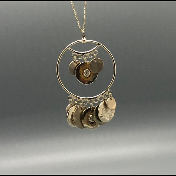 LOFT Necklace - Picture 3 of 3